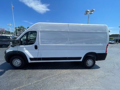Used 2023 RAM ProMaster 2500 FWD image 3