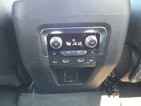 Certified 2021 GMC Yukon XL AT4 w/ Rear Media and Nav Package AWD/4WD image 35