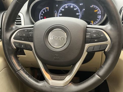 Used 2020 Jeep Grand Cherokee Limited image 15