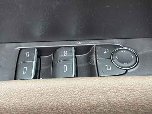 New 2026 GMC Canyon Denali w/ LPO, Denali Black Edition image 24