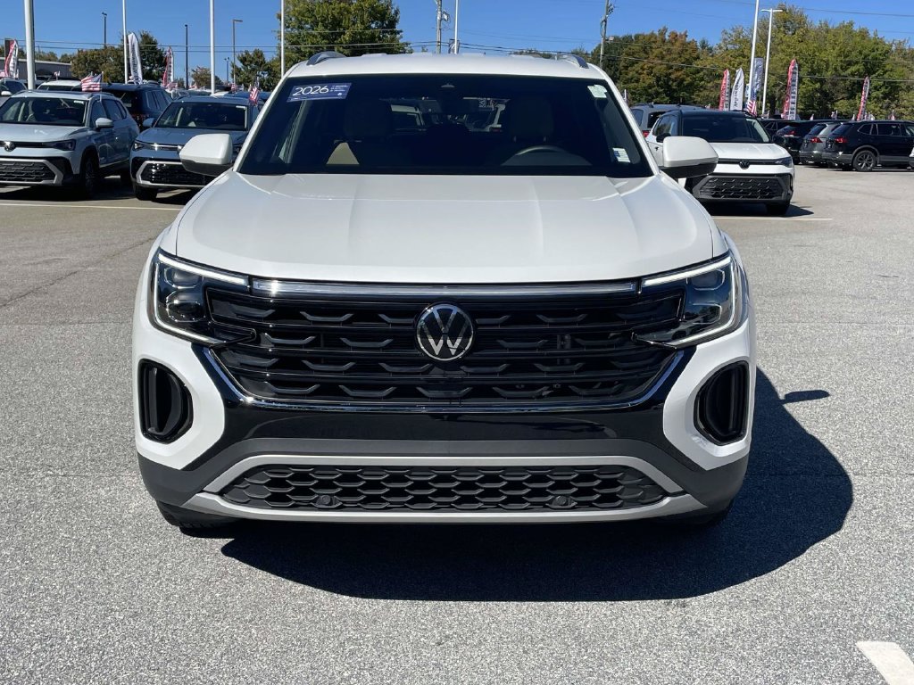 Certified 2026 Volkswagen Atlas Cross Sport SE FWD image 4
