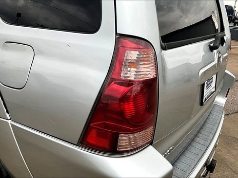 Used 2005 Toyota 4Runner SR5 image 20