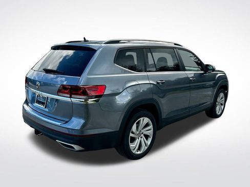 Used 2022 Volkswagen Atlas SE w/ Panoramic Sunroof Package image 6