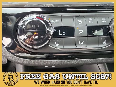 New 2026 Buick Envista Sport Touring w/ Convenience I Package FWD image 22