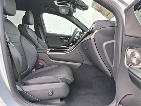 New 2026 Mercedes-Benz GLC 300 image 24