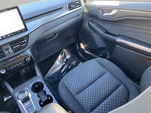 New 2026 Ford Escape Active w/ Active Premium Tech Pack FWD image 15