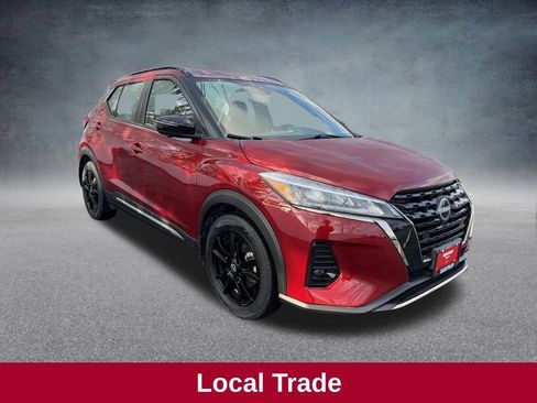 Used 2023 Nissan Kicks SR image 9