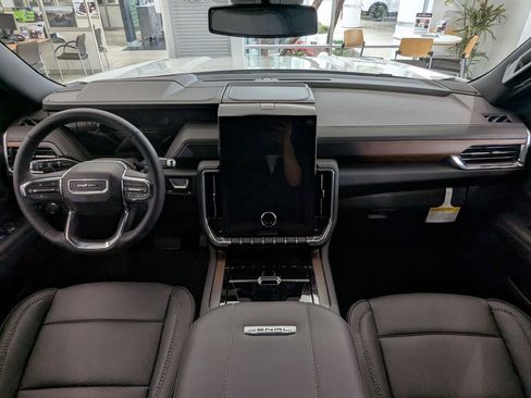 New 2026 GMC Yukon XL Denali w/ Sun & Power Step Package image 21