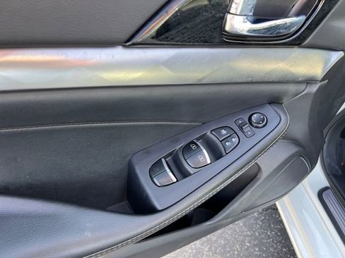 Used 2023 Nissan Maxima SV w/ Floor Mat Group image 13