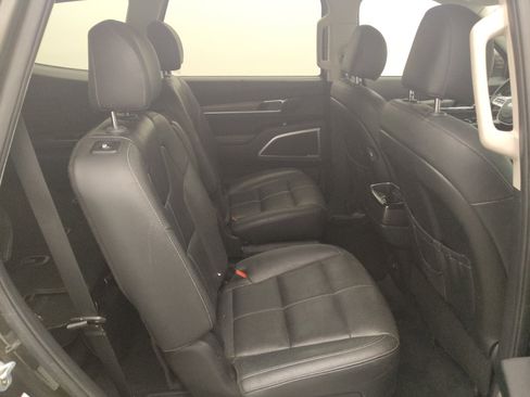 Used 2020 Kia Telluride EX w/ EX Premium Package AWD/4WD image 19