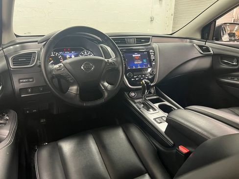 Used 2022 Nissan Murano SV w/ SV Midnight Edition Package image 10