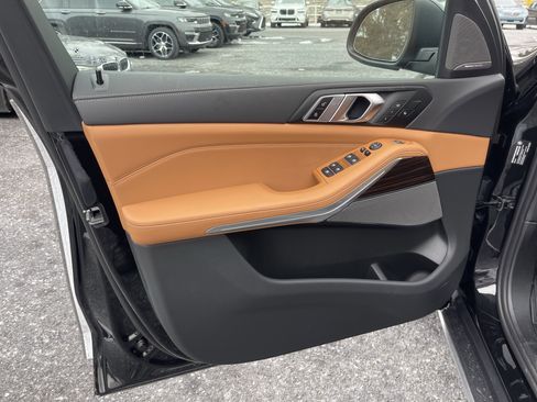 New 2026 BMW X5 xDrive40i w/ Climate Comfort Package image 8