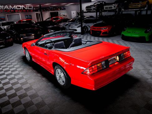 Used 1992 Chevrolet Camaro RS RWD image 4