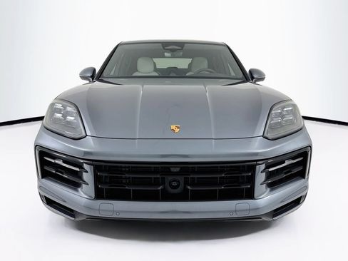 New 2026 Porsche Cayenne Coupe AWD/4WD image 6
