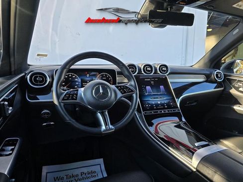 Used 2024 Mercedes-Benz GLC 300 image 17