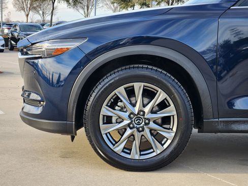 Used 2019 MAZDA CX-5 Signature image 9