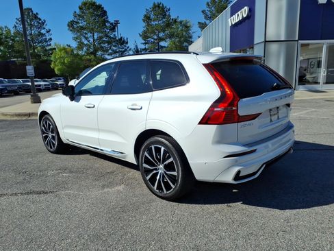 Certified 2024 Volvo XC60 B5 Plus w/ Protection Package Premier AWD/4WD image 5