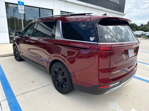 Certified 2024 Kia Carnival SX FWD image 5