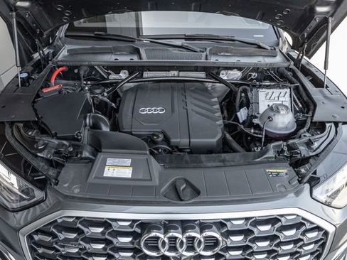 Used 2023 Audi Q5 2.0T Premium Plus w/ Premium Plus Package AWD/4WD image 17