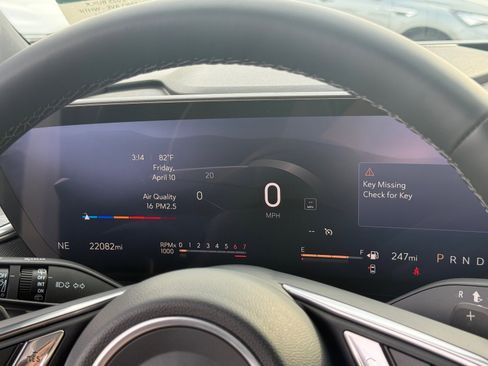 Used 2025 Buick Enclave Preferred image 16