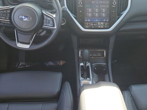 Used 2024 Subaru Ascent Limited w/ Technology Package image 29