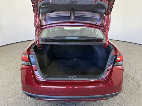 Used 2025 Nissan Versa SV FWD image 7