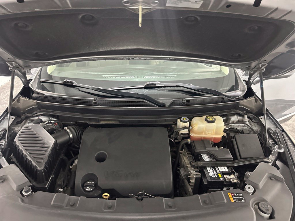 Used 2018 Buick Enclave Essence FWD image 11