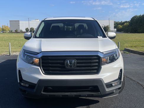 Certified 2023 Honda Ridgeline RTL image 3