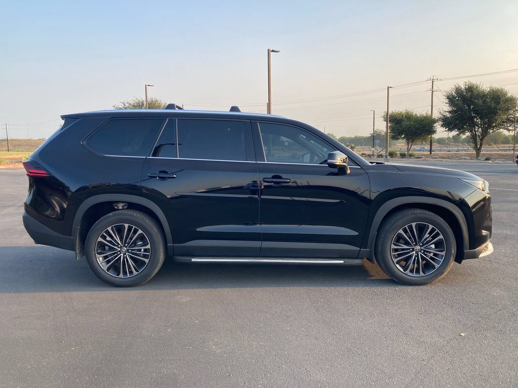 New 2026 Toyota Grand Highlander AWD Hybrid image 3