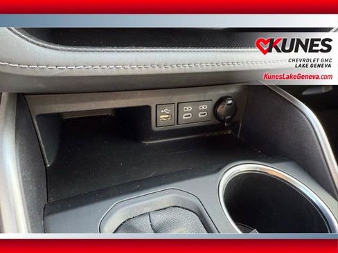 Used 2023 Toyota Highlander L image 24