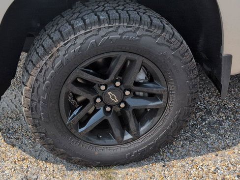 Certified 2020 Chevrolet Silverado 1500 LT Trail Boss w/ Convenience Package AWD/4WD image 11