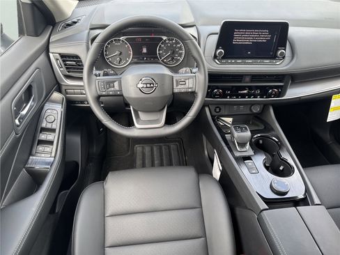 New 2026 Nissan Rogue SV AWD/4WD image 16