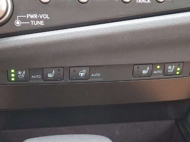 Used 2025 Lexus ES 350 w/ Premium Package FWD image 16