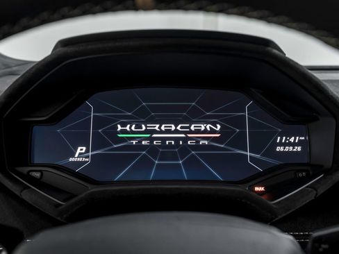 Used 2024 Lamborghini Huracan Tecnica RWD image 14