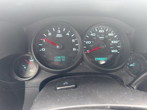 Used 2012 Chevrolet Silverado 1500 W/T RWD image 8