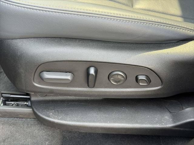 Used 2024 Buick Enclave Premium w/ Experience Buick Package AWD/4WD image 22