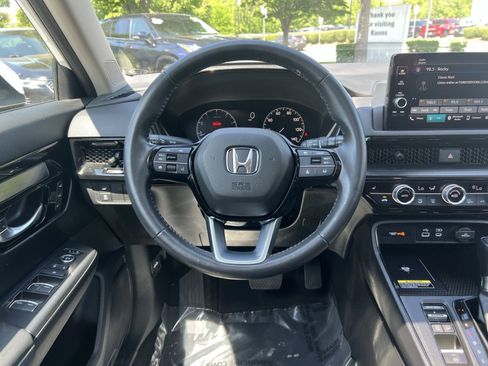 Used 2024 Honda CR-V EX-L image 16