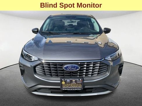 Used 2025 Ford Escape Active w/ Cold Weather Package image 4