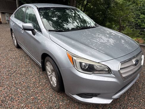 Used 2015 Subaru Legacy 2.5i Premium AWD/4WD image 10