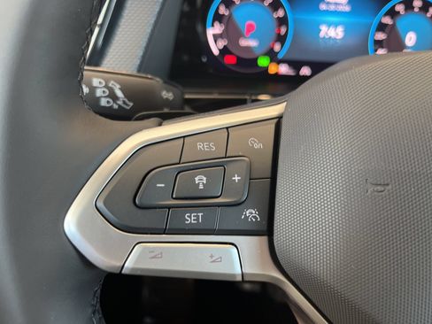 New 2026 Volkswagen Atlas Cross Sport SEL R-Line AWD/4WD image 9