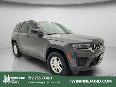 Used 2023 Jeep Grand Cherokee Laredo w/ Luxury Tech Group I