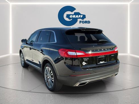Used 2017 Lincoln MKX Reserve AWD/4WD image 11