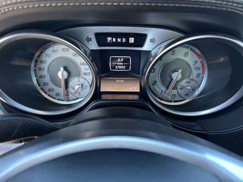 Used 2013 Mercedes-Benz SL 550 image 28