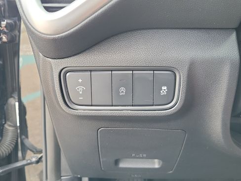 Used 2020 Kia Soul LX FWD image 20