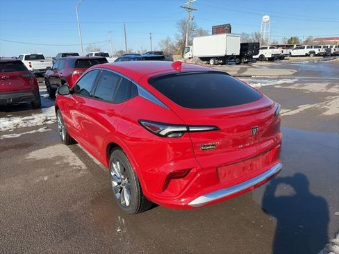 New 2026 Buick Envista Avenir image 4