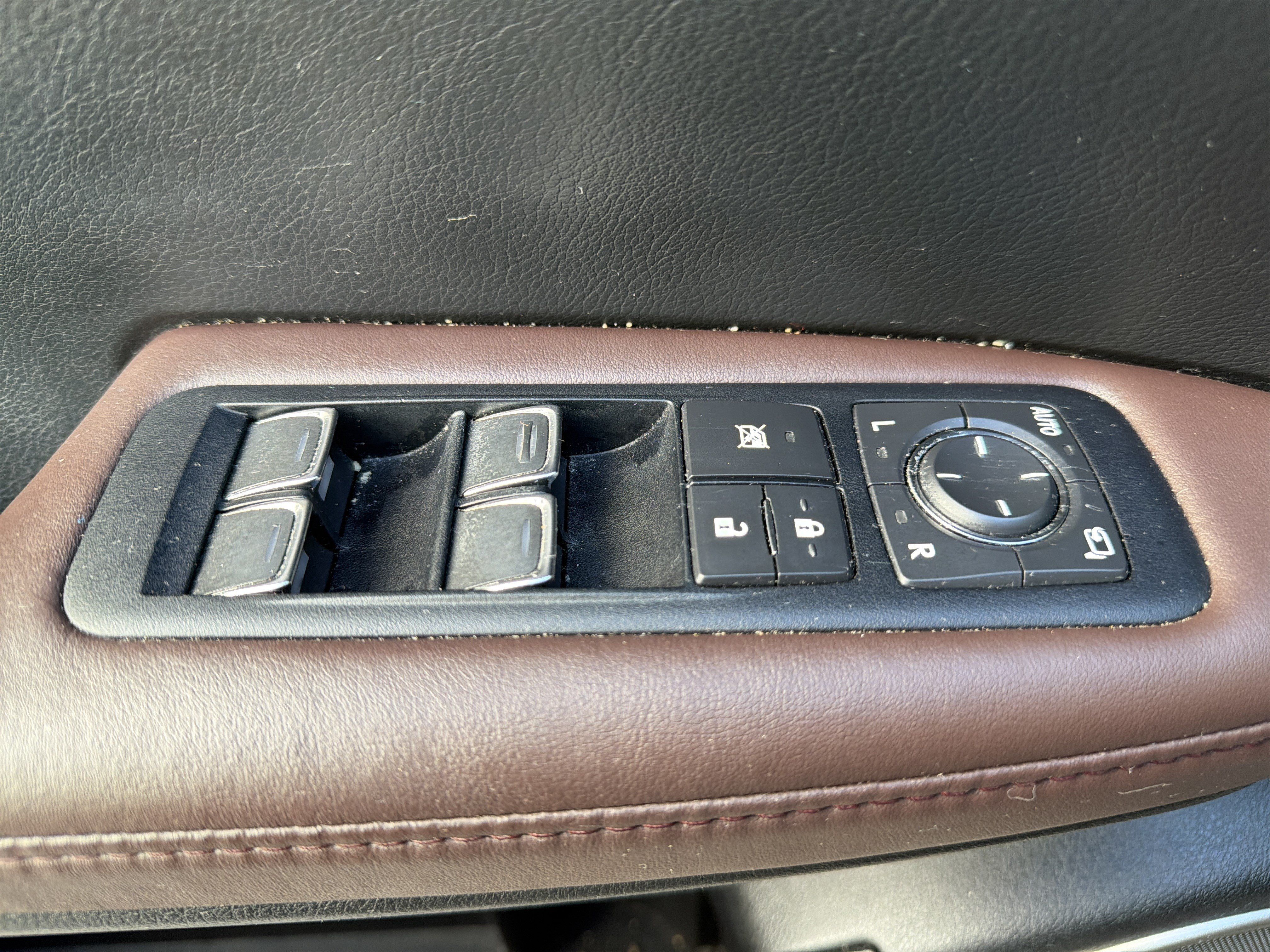 Used 2017 Lexus RX 350 AWD w/ Premium Package image 14