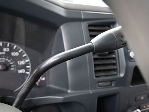 Used 2020 Nissan NV 1500 S image 26