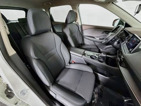 Used 2023 Nissan Rogue S AWD/4WD image 25