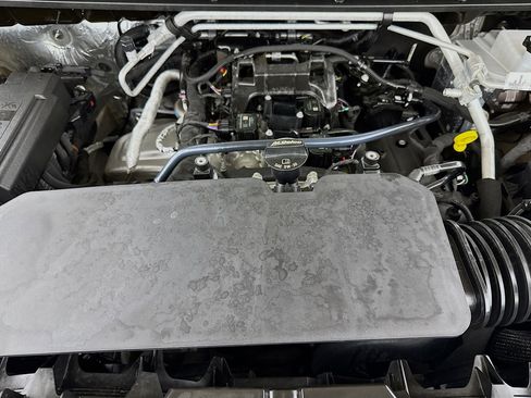 Used 2024 Chevrolet Colorado W/T image 38