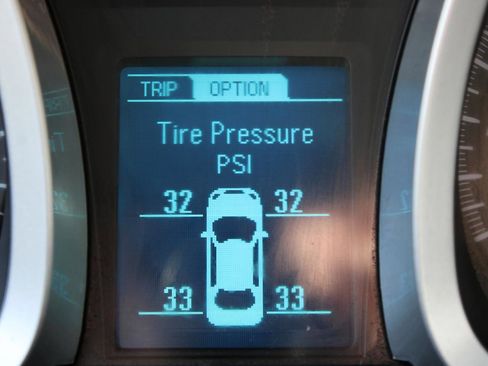 Used 2014 Chevrolet Equinox LT w/ Driver Convenience Package image 23